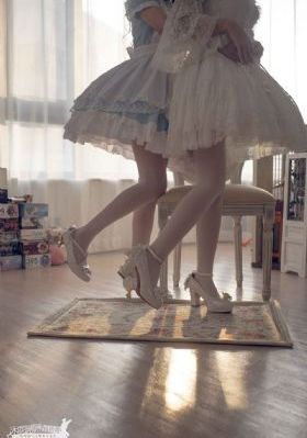 秘书伺候老板玩3p_1080神马影院手机在线